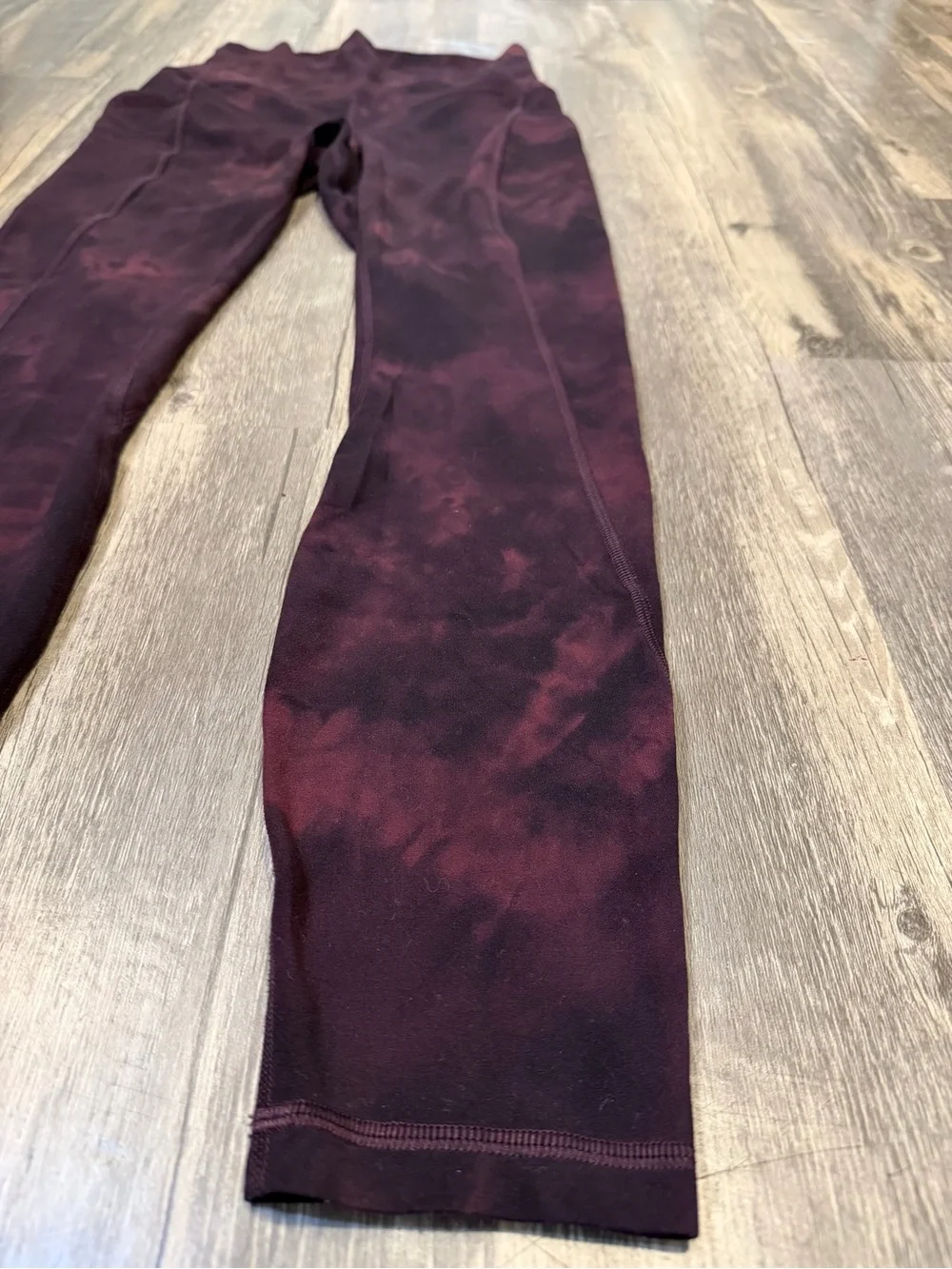 Lululemon Align Diamond Dye Leggings with Pockets 25” Inseam in Cassis Black